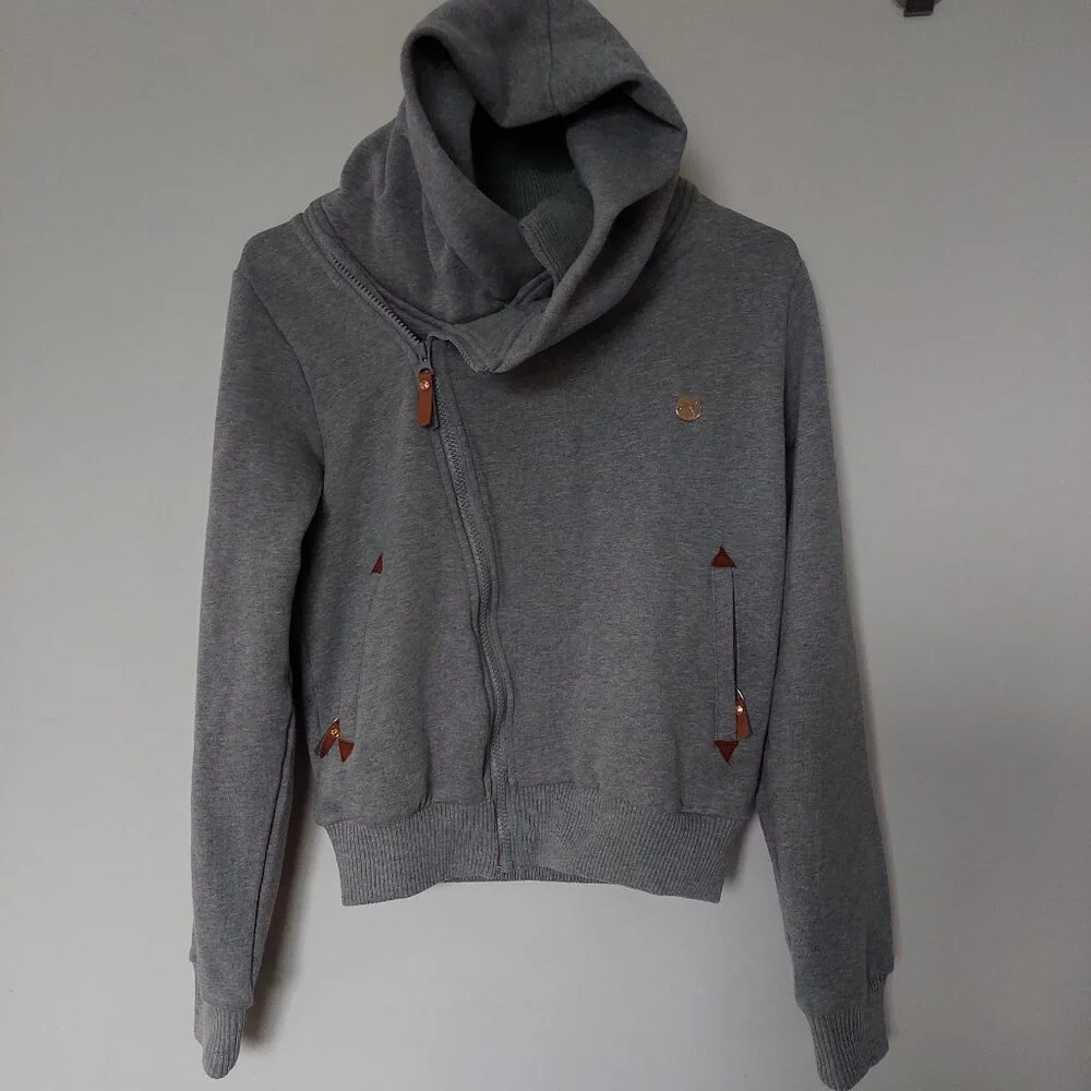Spiced Equestrian Cuddle Hoodie in Pepper, Size Small - Picture 2 of 11